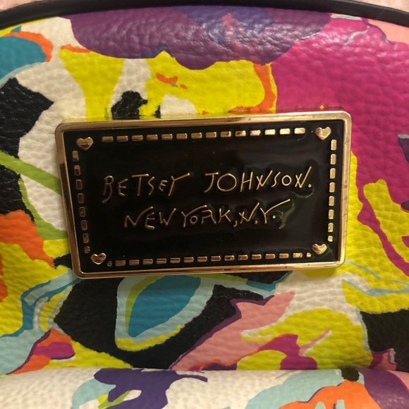 Betsey Johnson Crossbody Bag - Picture 3 of 5